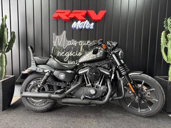 HARLEY-DAVIDSON SPORTSTER XL 883N IRON 